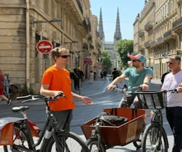 Bordeaux: 2.5-Hr Guided Bike Tour